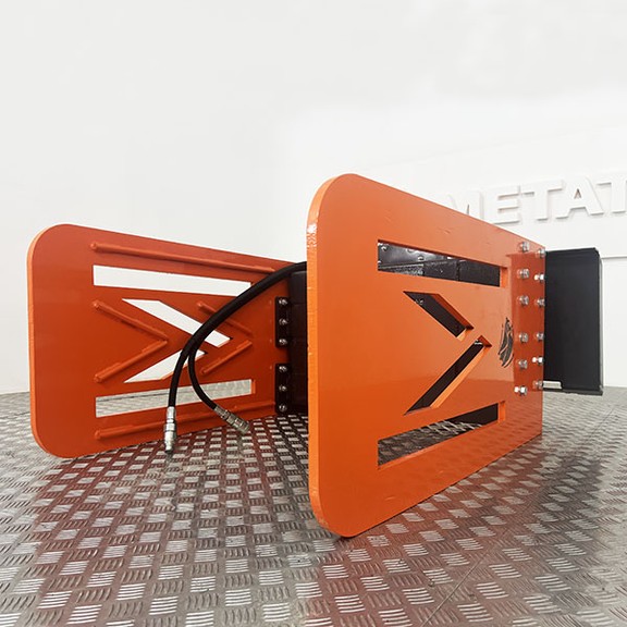 Захват КИП CP_SS-0,8-910/1700 для мини-погрузчика (Bobtach)