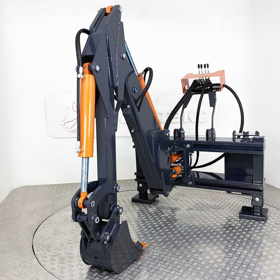 Экскаватор навесной ME_SS-2400-300-AC-OU для мини-погрузчика (Polar Badger)